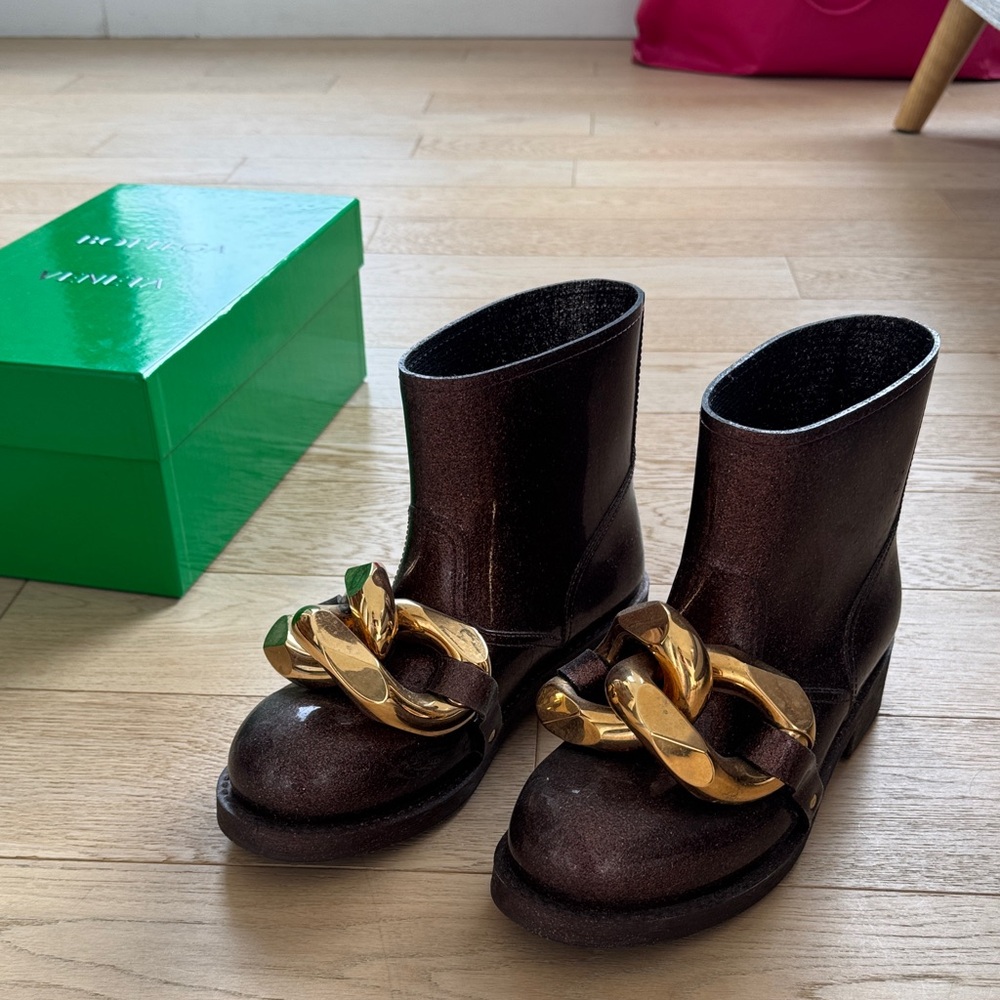 Jw Anderson Brown Boots with Gold Accent